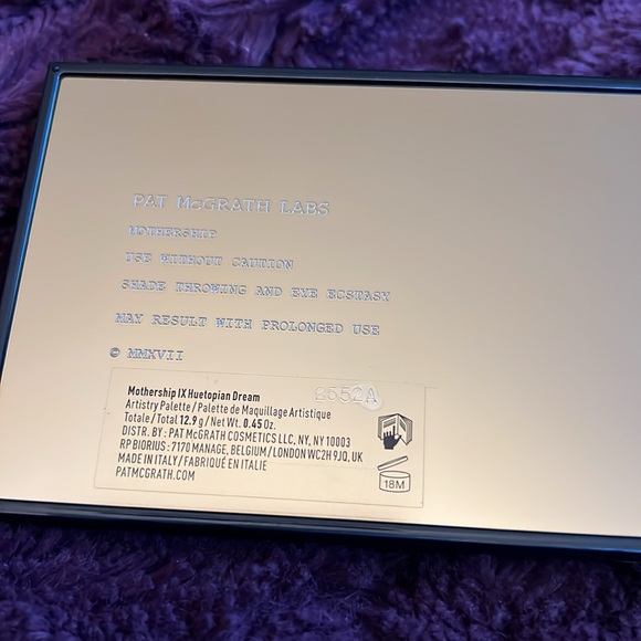 Pat McGrath Mothership VII: Divine Rose Eye Shadow Palette - Picture 6 of 9